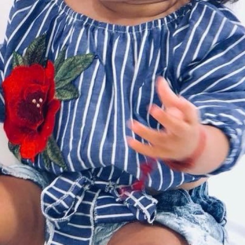 Kids clothing